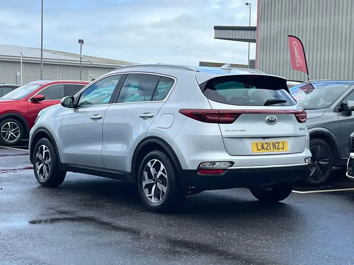 Used Kia Sportage 134 HP (98 kW) 2021 Silver SUV