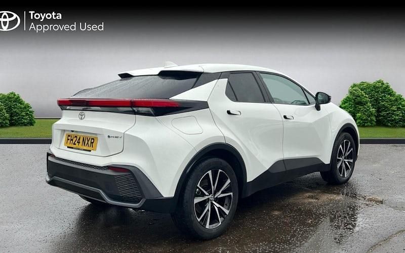 Second-hand Toyota C-HR Design 223 CP (164 kW) 2026 SUV