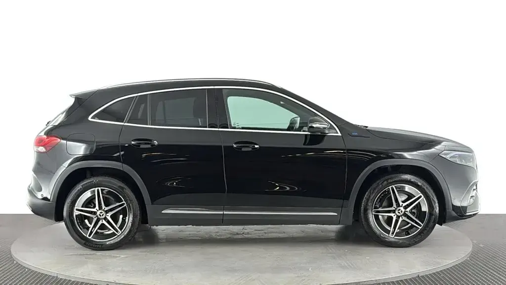 Used Mercedes EQA350 AMG line 214 kW (292 HP) 2022 SUV