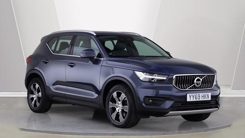 Blue Used 2019 Volvo XC40 Inscription SUV | £20,000 (Fair price) - Image 1/4