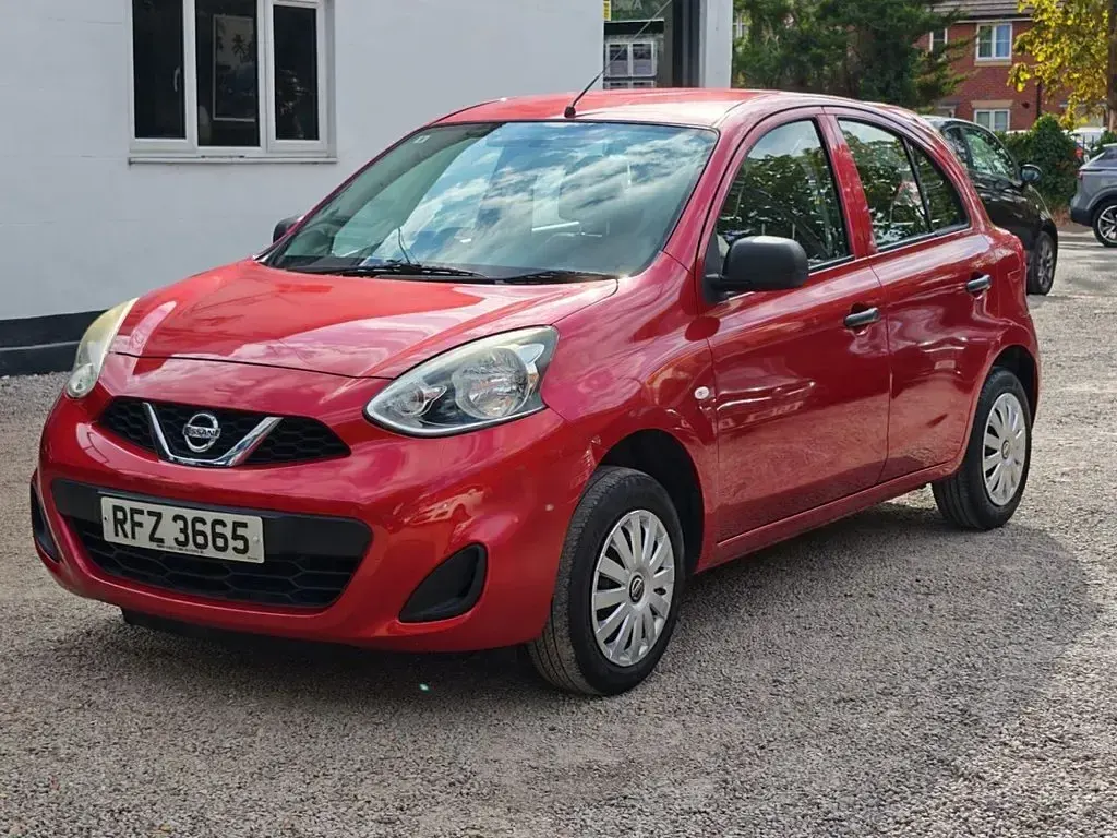 Used Nissan Micra Visia 80 HP (58 kW) 2014 Red Hatchback