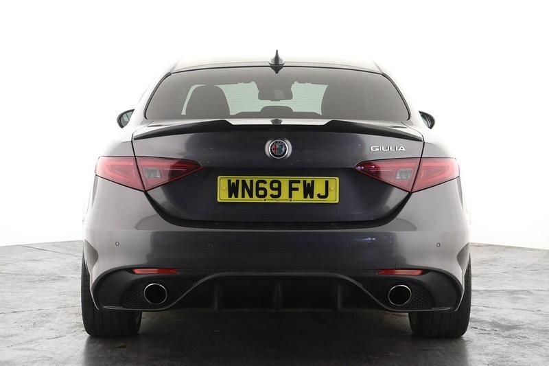 Used Alfa Romeo Giulia Veloce 280 HP (205 kW) 2019 Grey Sedan