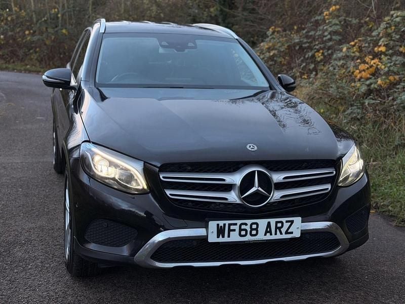 Used Mercedes GLC220 170 HP (125 kW) 2018 Black Estate