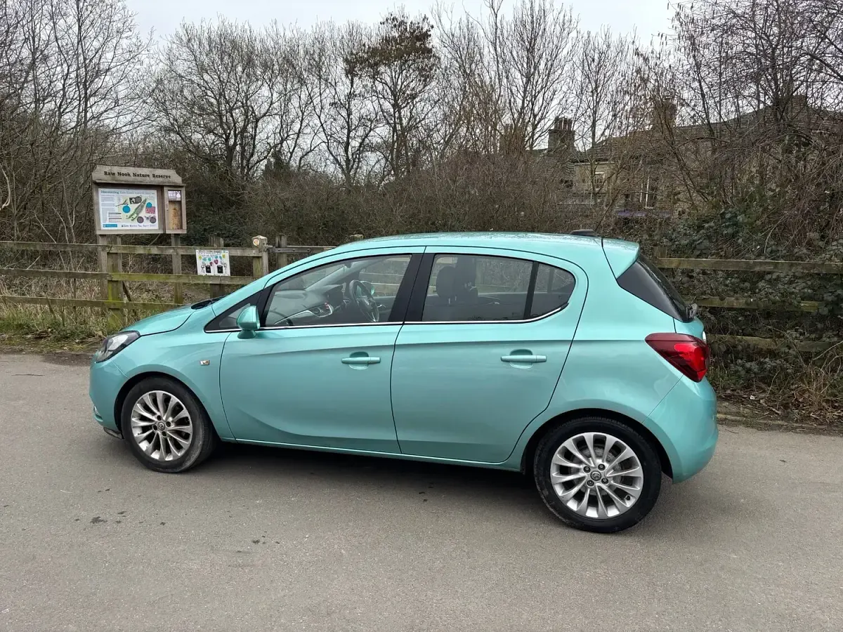 Used Vauxhall Corsa 90 HP (66 kW) 2016 Green Hatchback