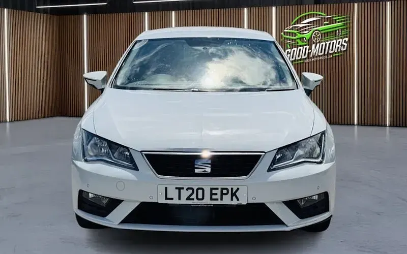 Used Seat Leon SE Dynamic 131 HP (96 kW) 2020 Hatchback