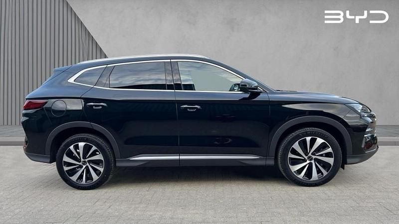 Used BYD Seal U Boost 218 HP (160 kW) 2025 Black SUV