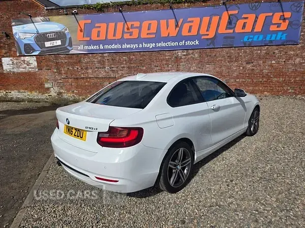 Used BMW 218 Sport Line 150 HP (110 kW) 2016 White Coupe