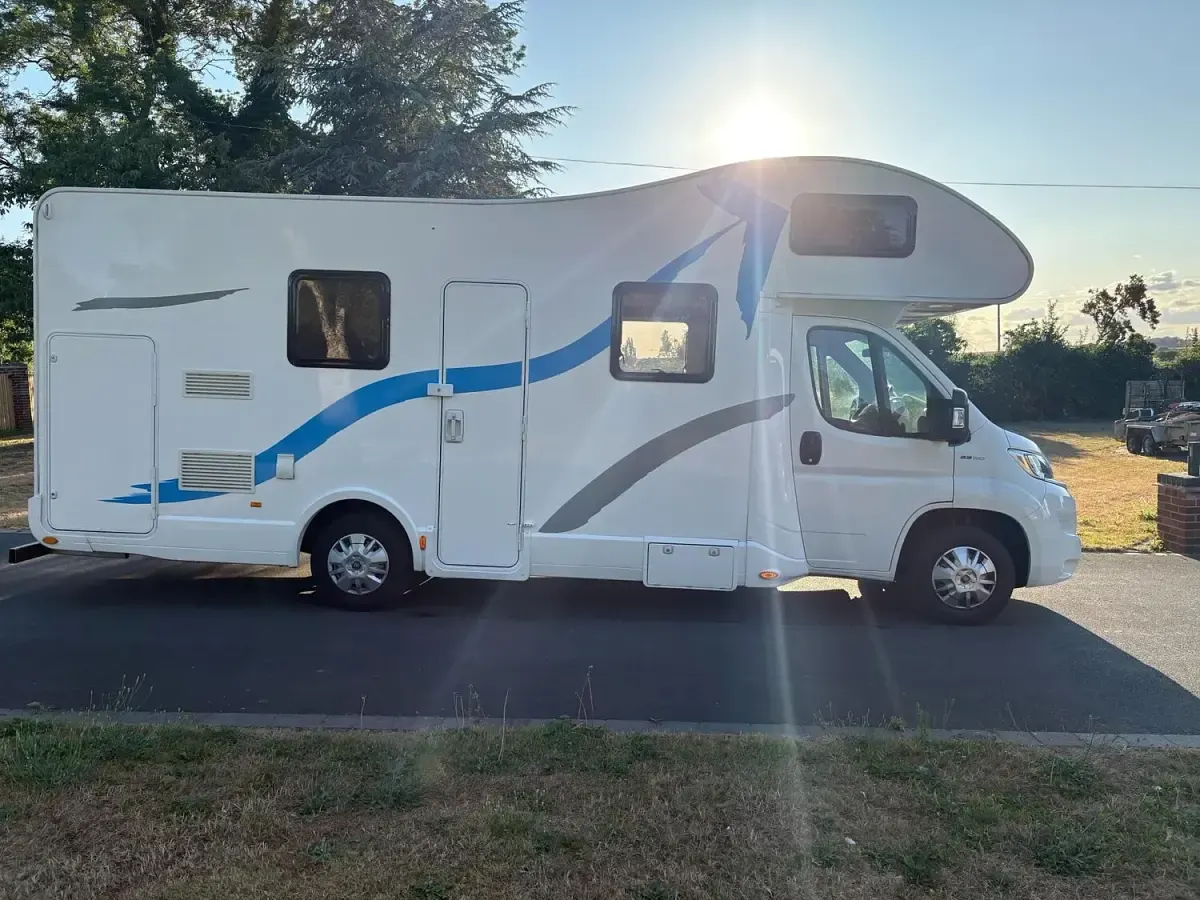 Used Fiat Ducato 140 HP (102 kW) 2018 White Van