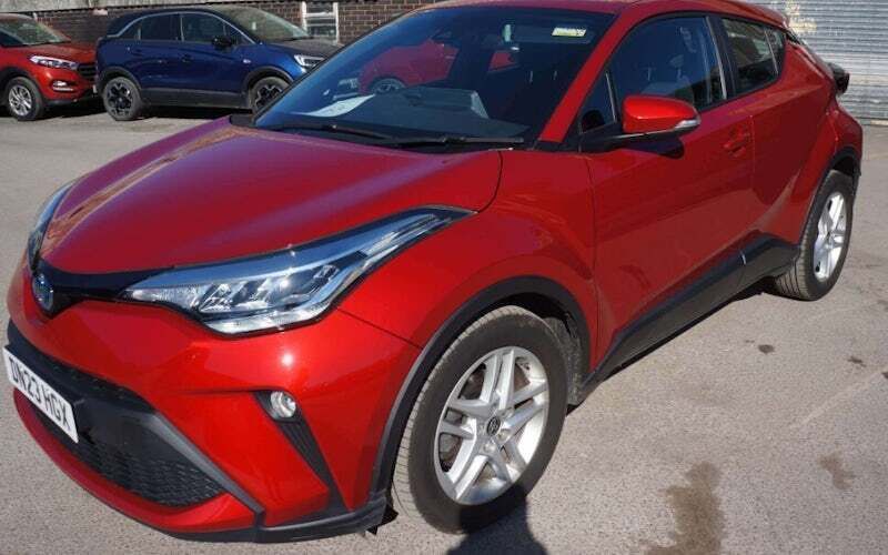 Used 2022 Toyota C-HR SUV | £19,799 (Fair price) - Image 1/3