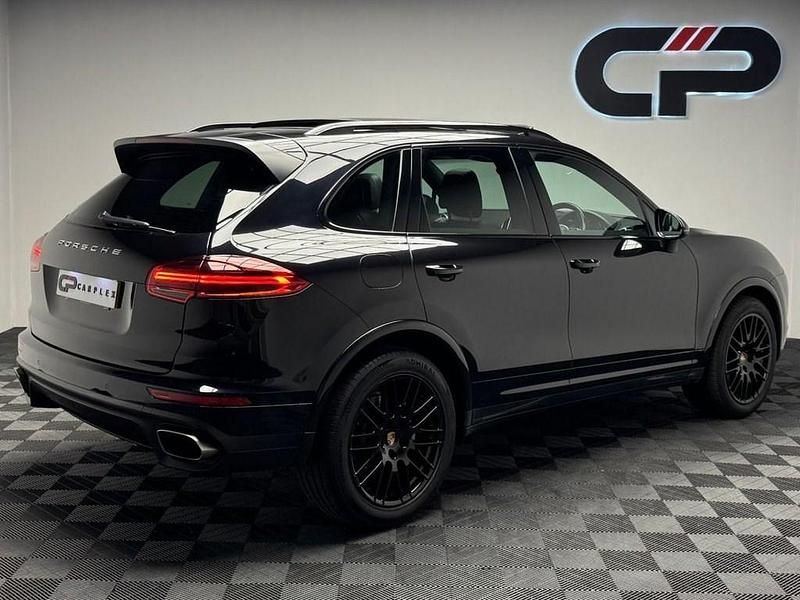Used Porsche Cayenne Platinum Edition 262 HP (192 kW) 2016 Black SUV
