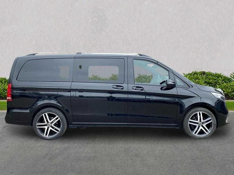 Used Mercedes V220 163 HP (119 kW) 2021 Black MPV