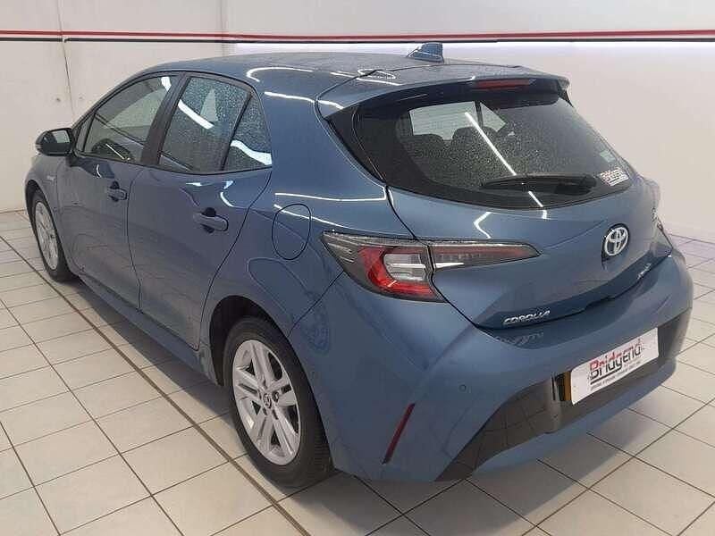 Used Toyota Corolla 2021 Blue Hatchback