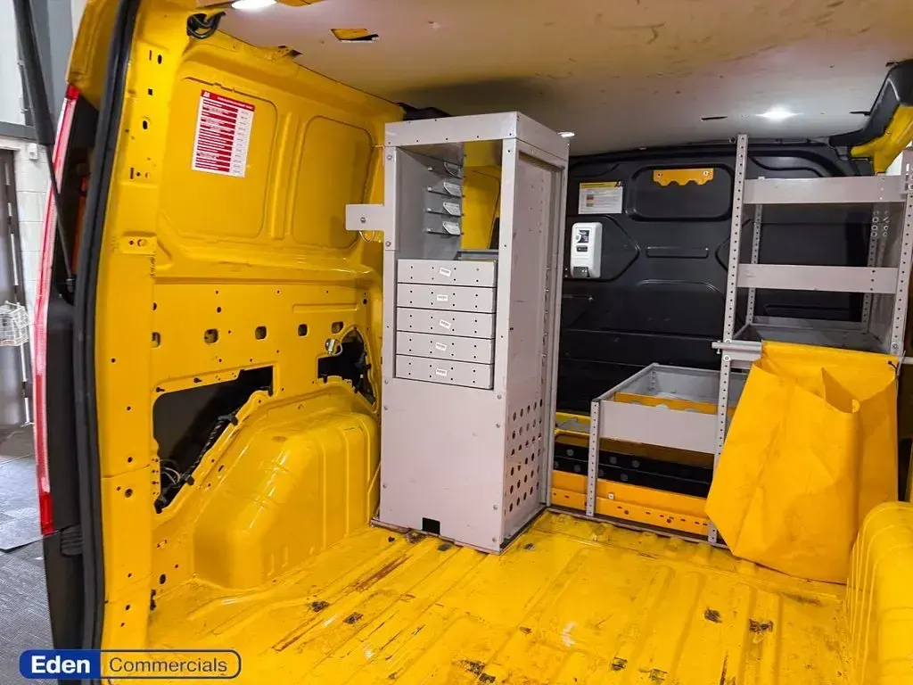 Used Ford Transit Custom 130 HP (95 kW) 2022 Yellow Van