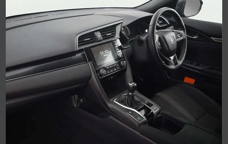 Used Honda Civic SR 124 HP (91 kW) 2021 Black Hatchback