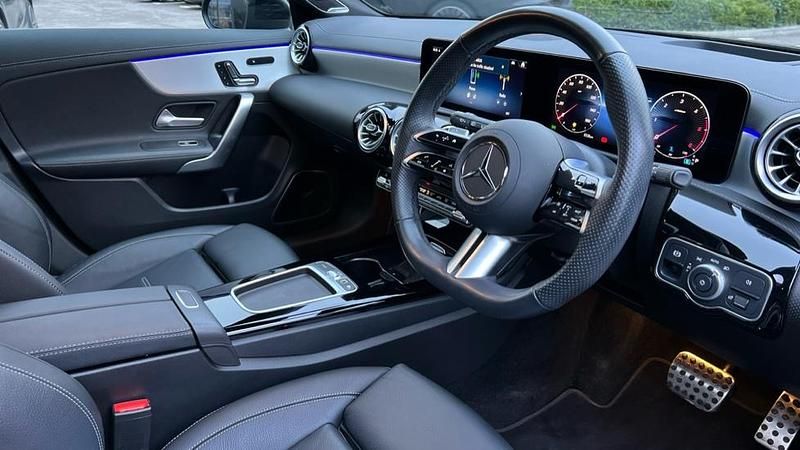 Used Mercedes CLA220 AMG Line Premium Plus 190 HP (139 kW) 2024 Cosmos black metallic Sedan