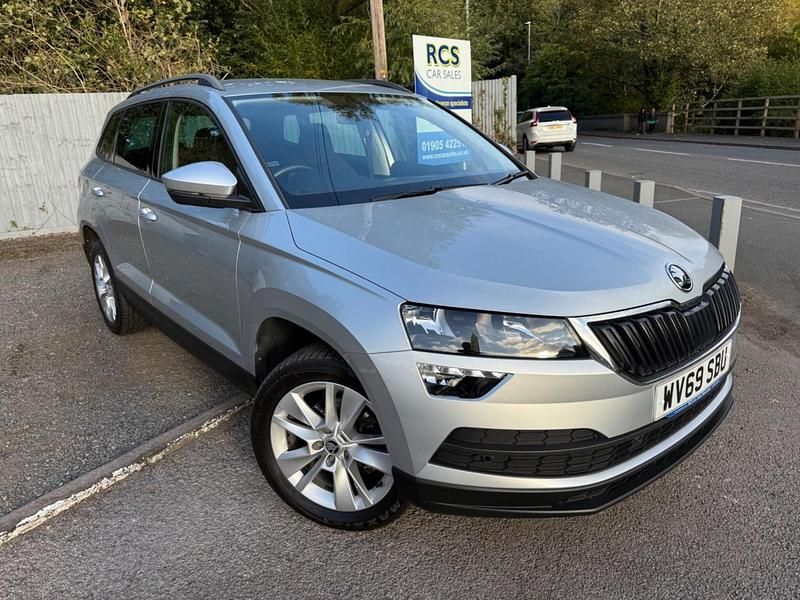 Silver Used 2019 Skoda Karoq SE Technology SUV | £11,999 (Fair price) - Image 1/3