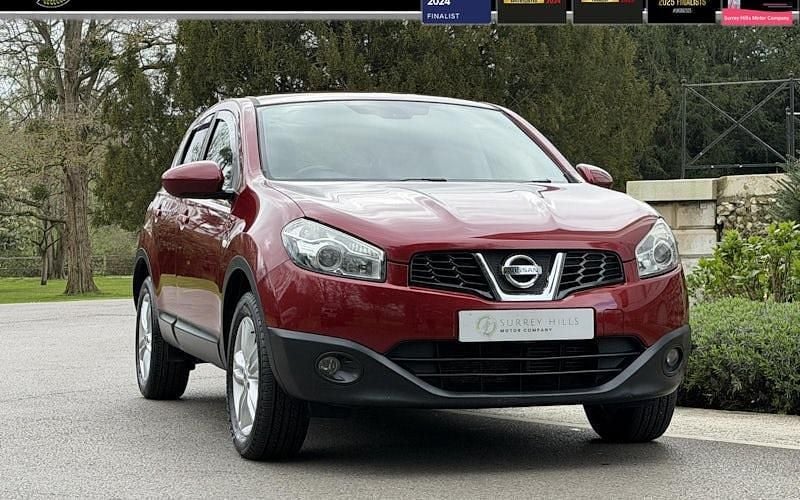 Used Nissan Qashqai Acenta 117 HP (86 kW) 2013 Red SUV