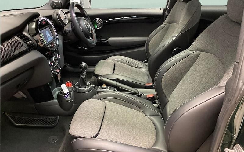 Used Mini Cooper S Hatch 192 HP (141 kW) 2017 Green Hatchback