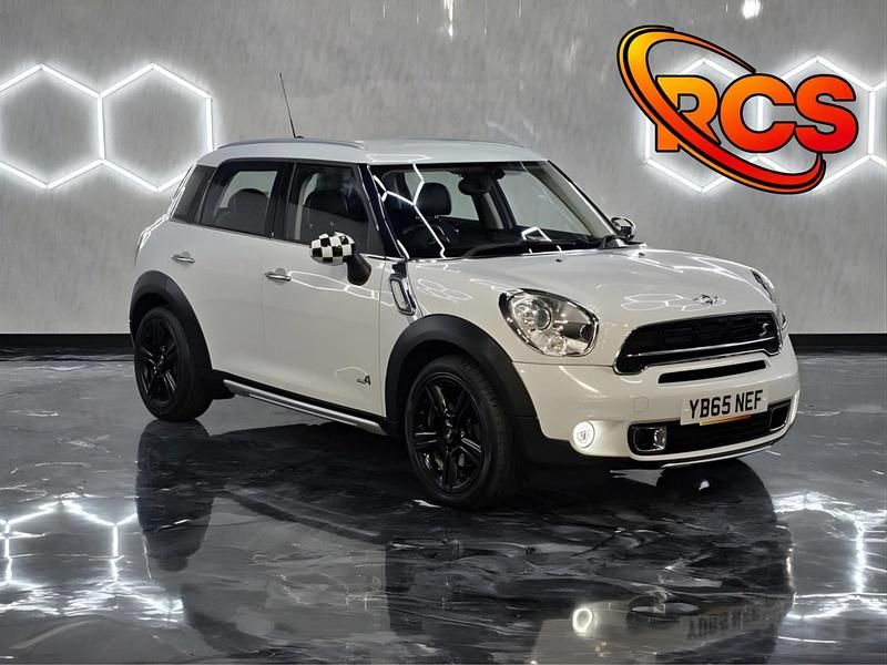 Used Mini Cooper SD 2015 White Hatchback