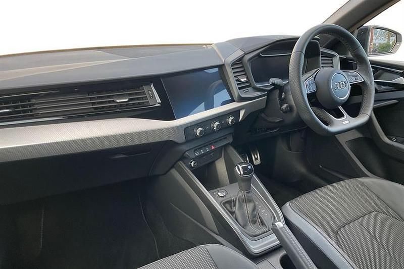 Used Audi A1 Black Edition 116 HP (85 kW) 2025 Glacier white SUV