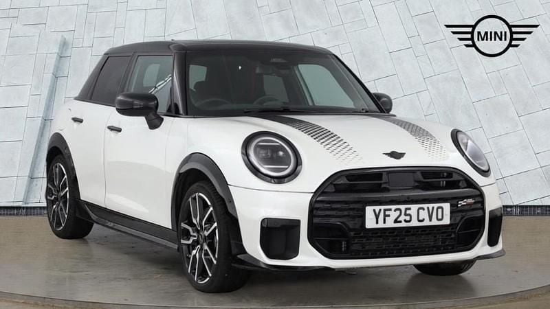 White Used 2025 Mini Cooper Hatch Hatchback | £30,400 - Image 1/4