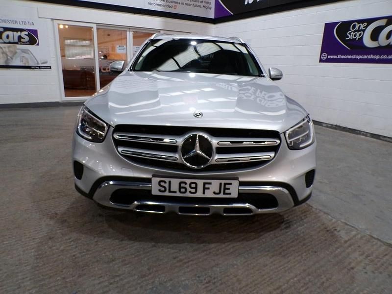 Used Mercedes GLC220 194 HP (142 kW) 2019 Silver Estate