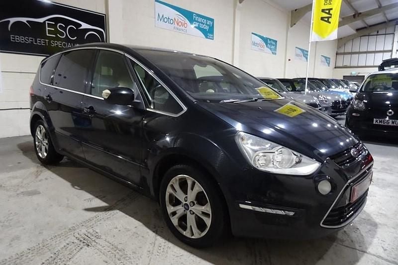 Black Used 2012 Ford S-MAX Titanium MPV | £3,000 (Good price) - Image 1/1