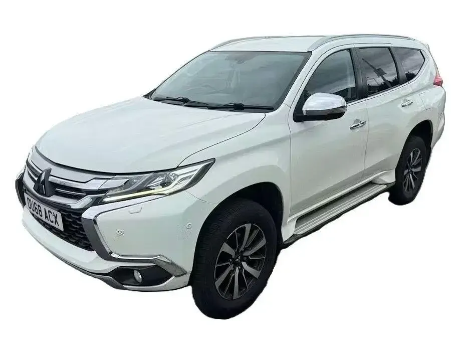 Second-hand Mitsubishi Shogun 181 CP (133 kW) 2018 Alb SUV