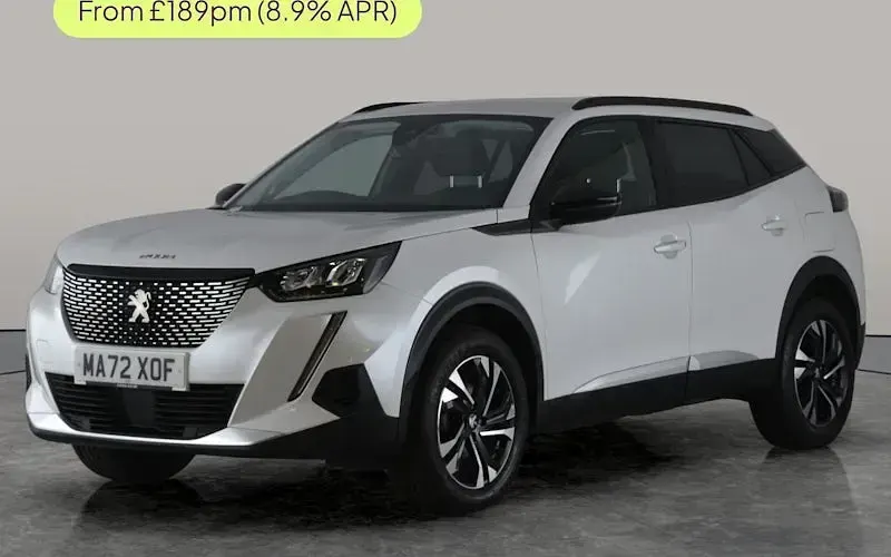 Usado Peugeot 2008 Allure+ 110 HP (80 kW) 2022 SUV