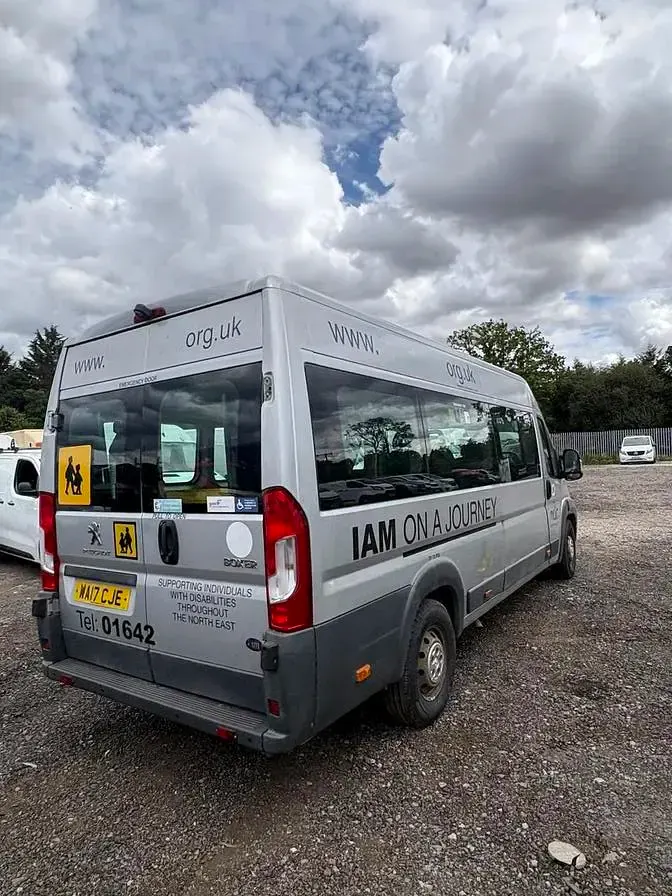 Used Peugeot Boxer 130 HP (95 kW) 2017 Silver Van