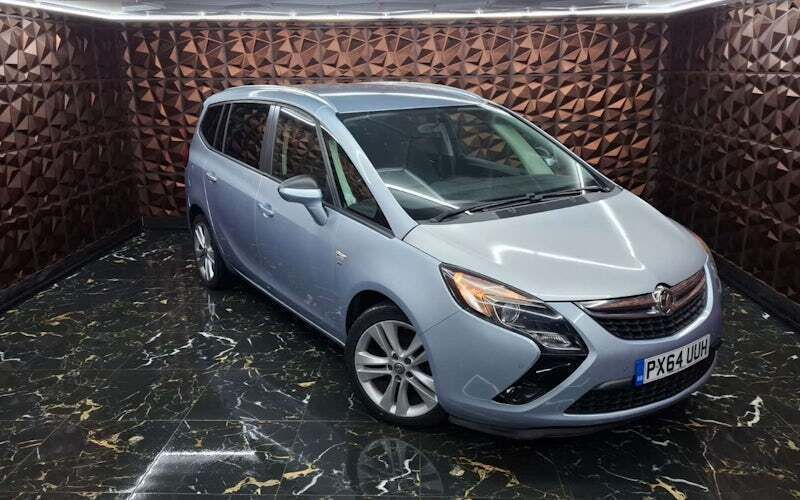 Used 2015 Vauxhall Zafira Tourer SRi MPV | £5,399 (Good price) - Image 1/4