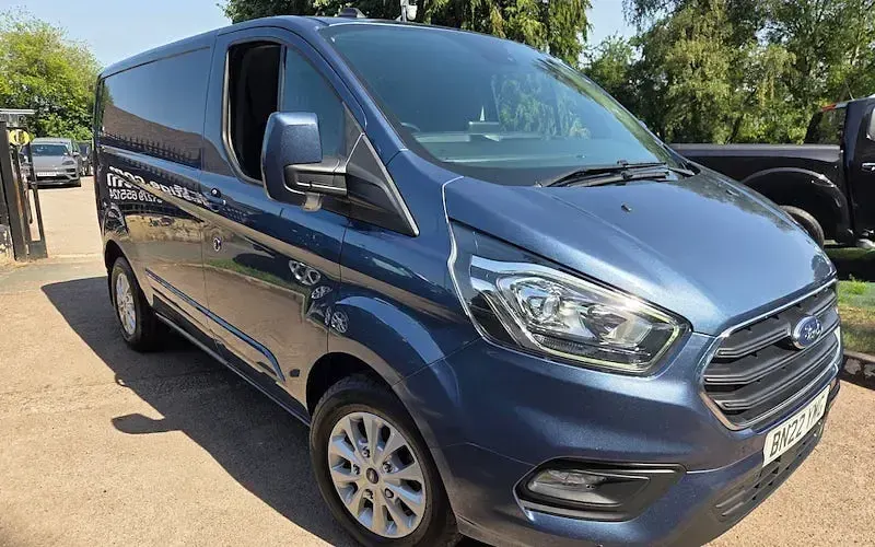Used Ford Transit Custom Limited 131 HP (96 kW) 2022 Van