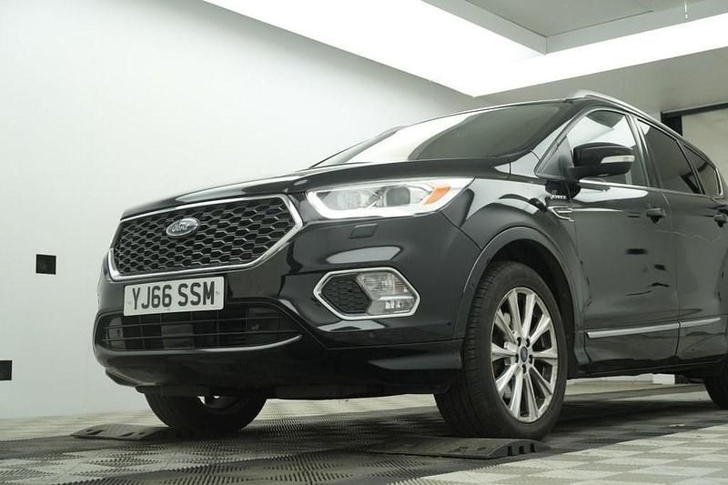 Used Ford Kuga Vignale 180 HP (132 kW) 2017 Black SUV