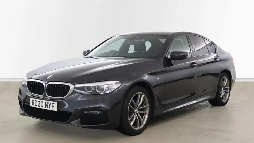 Usado BMW 520 M Sport 187 CV (137 kW) 2020 Gris