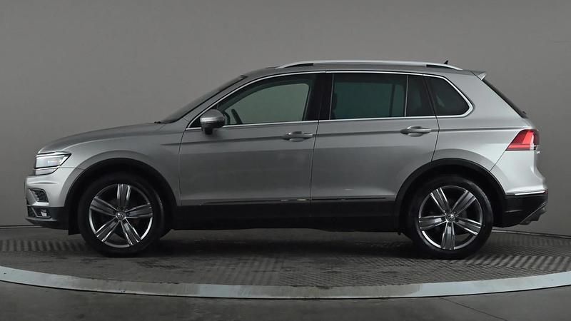 Used VW Tiguan SEL 240 HP (176 kW) 2019 Silver SUV
