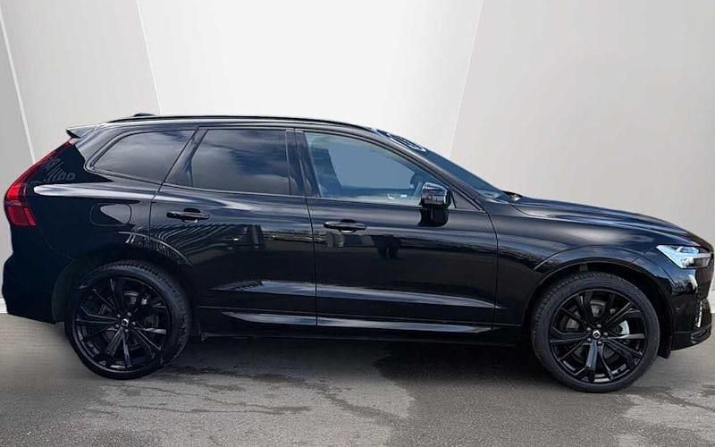 Used Volvo XC60 Plus 250 HP (183 kW) 2025 SUV