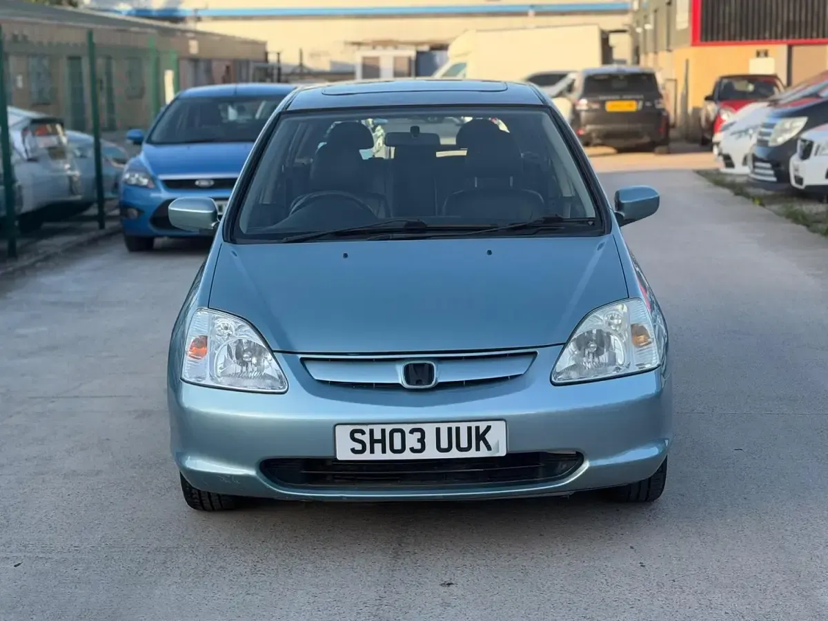 Used Honda Civic Executive 110 HP (80 kW) 2003 Green Hatchback