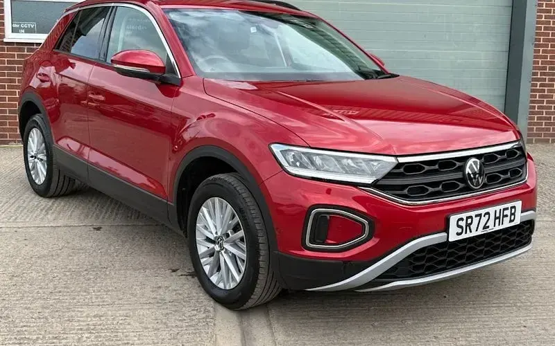 Usado VW T-Roc Life 110 CV (80 kW) 2024 SUV