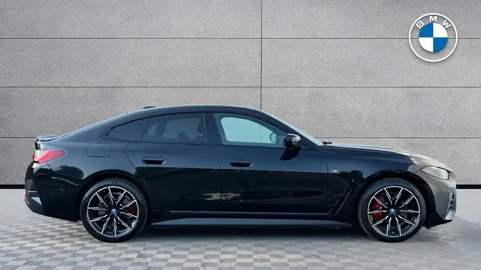 Used BMW i4 M Sport 246 kW (335 HP) 2023 Black Sedan