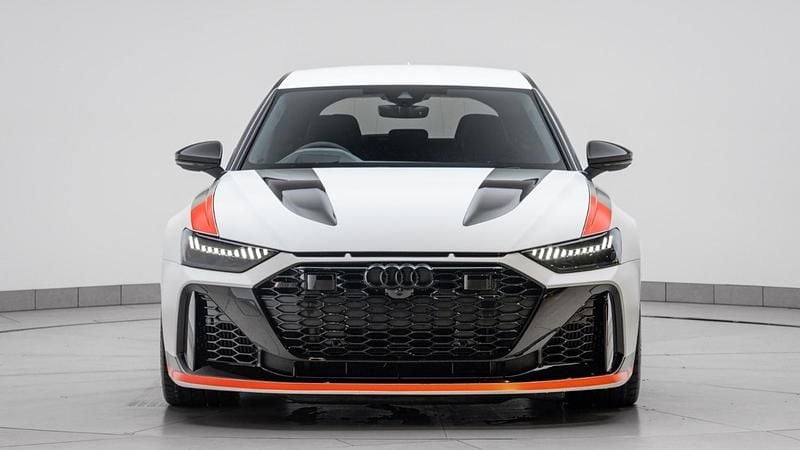 Begagnad Audi RS6 Design 630 HK (463 kW) 2025 Vit Kombi