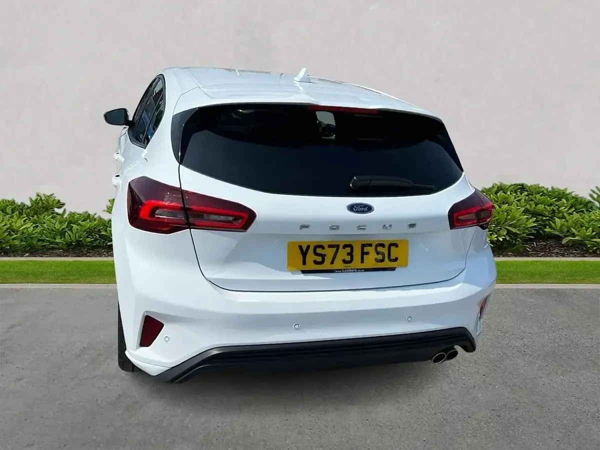 Used Ford Focus ST-Line 2023 White Hatchback