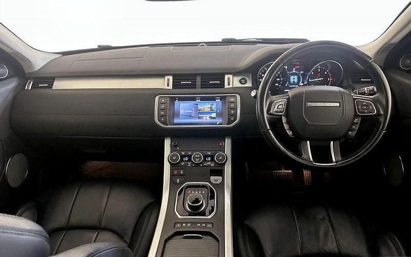 Used 2019 Land Rover Range Rover evoque SE Hatchback | £13,795 (Super price) - Image 1/1