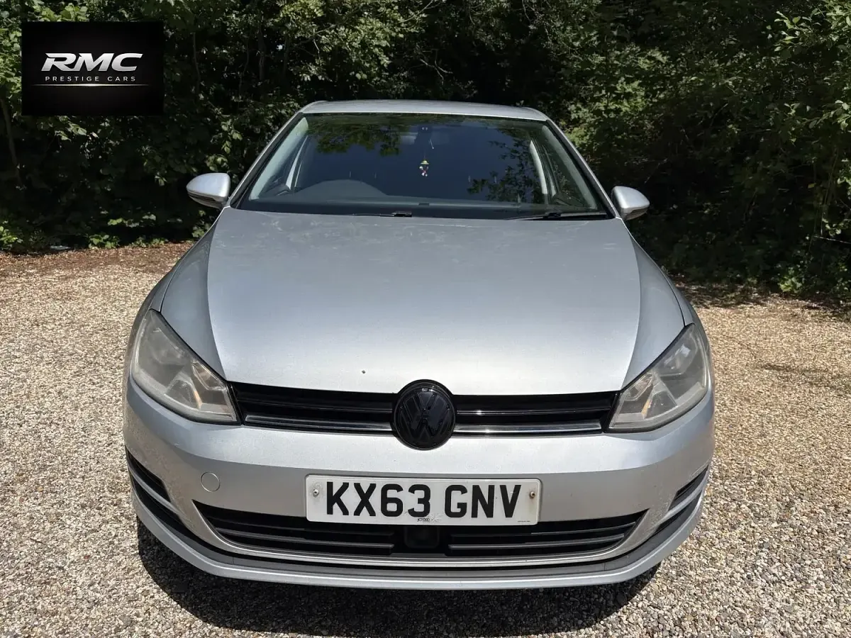 Used VW Golf VII SE 122 HP (89 kW) 2013 Silver Hatchback