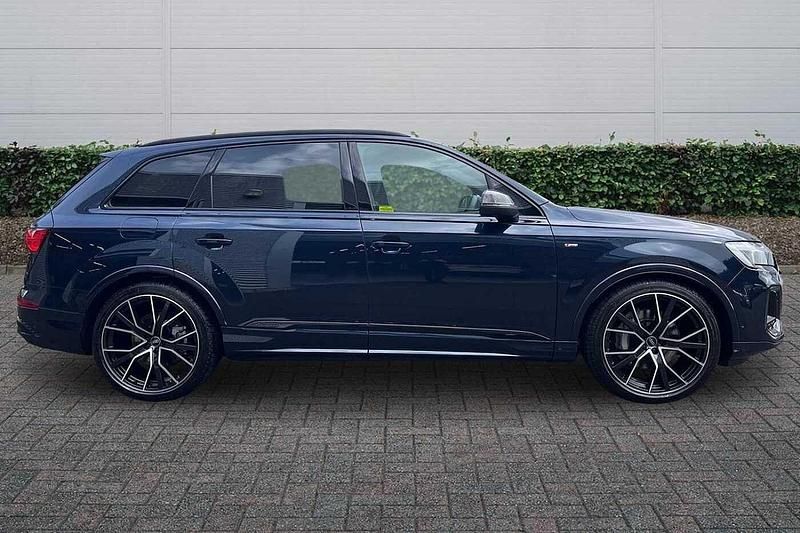 Ny Audi Q7 Black Edition 2026 Blå SUV