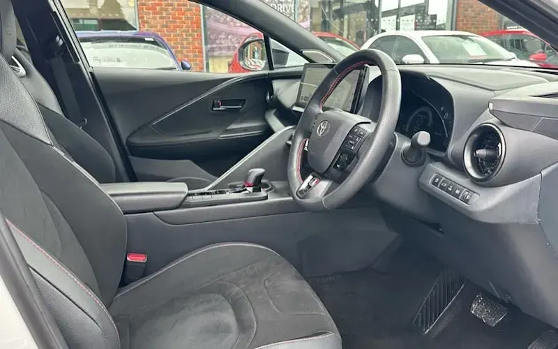Used Toyota C-HR Sport 223 HP (164 kW) 2024 Black SUV