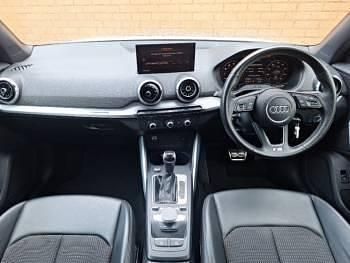 Used Audi Q2 S-Line 150 HP (110 kW) 2022 White SUV