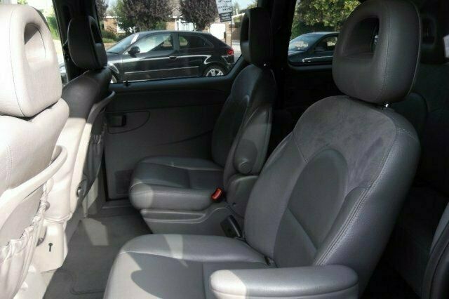 Used Chrysler Voyager 148 HP (108 kW) 2005 MPV