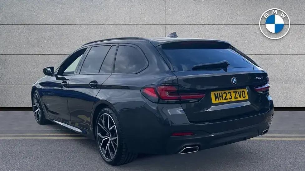Used BMW 520 M Sport 187 HP (137 kW) 2023 Grey Estate