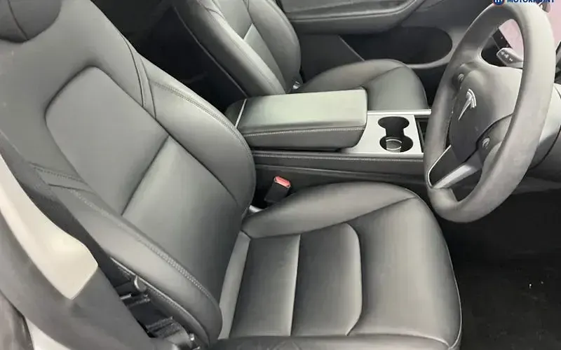 Used Tesla Model Y RWD 219 kW (299 HP) 2024 White SUV