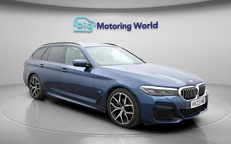 Used BMW 520 M Sport 190 HP (139 kW) 2023 Blue Estate